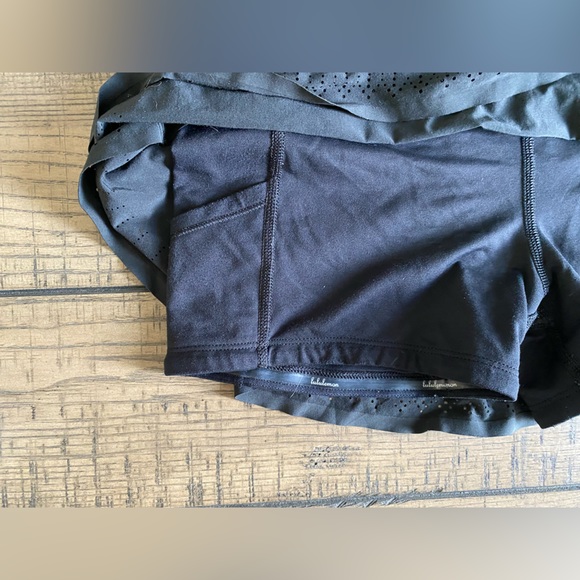 LULULEMON Skort | Size 4 - Picture 5 of 10